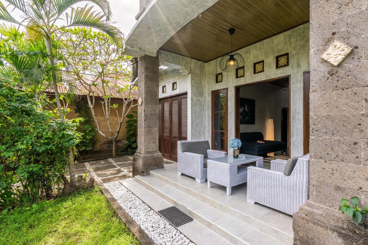 Inari Villa Nusa Dua ヌサドゥア エクステリア 写真